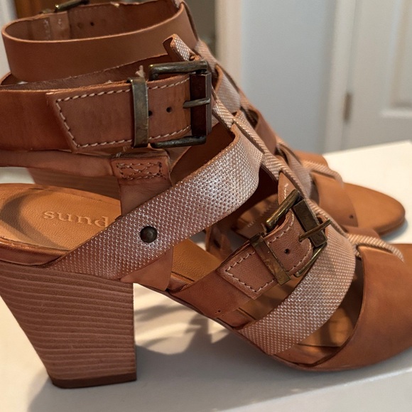 Anthropologie Two-Tone Brown Strappy Sandals - Picture 6 of 6